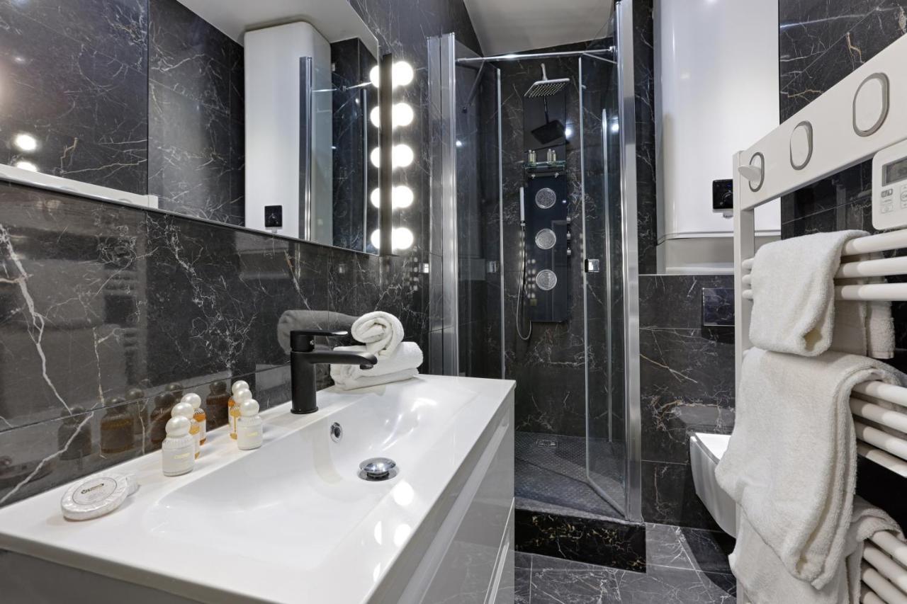 Amazing Luxury Triplex 3Br/8P - Arc De Triomphe Lejlighed Paris Eksteriør billede